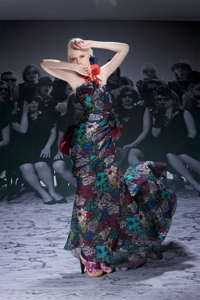 Look 10